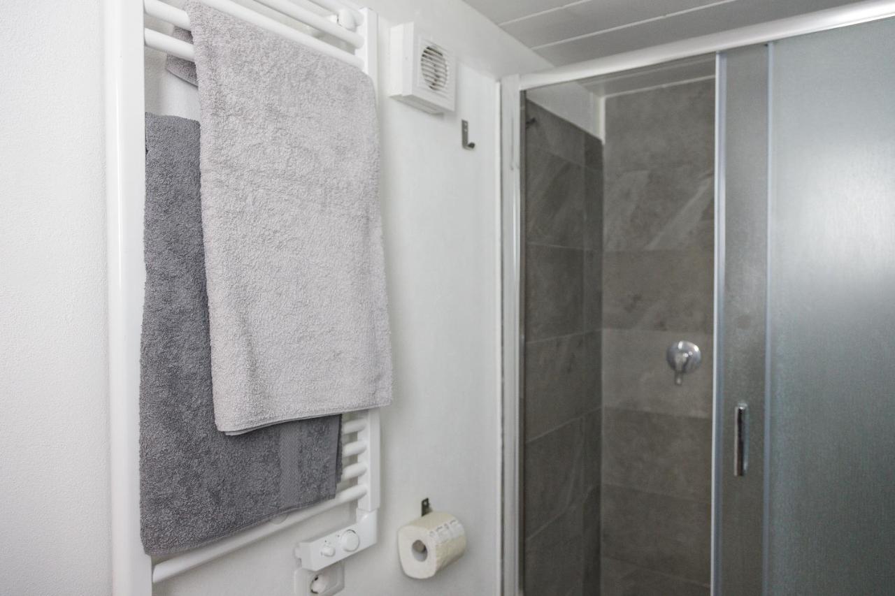 Volvinioone Monolocale Uso Esclusivo In Cermenate Apartamento Milán Exterior foto